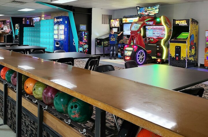 King Pin Lanes